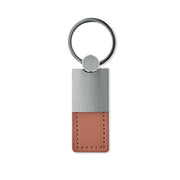 Breloc din metal si piele artificiala personalizat