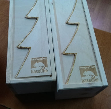 Cutii vin de craciun din lemn personalizate